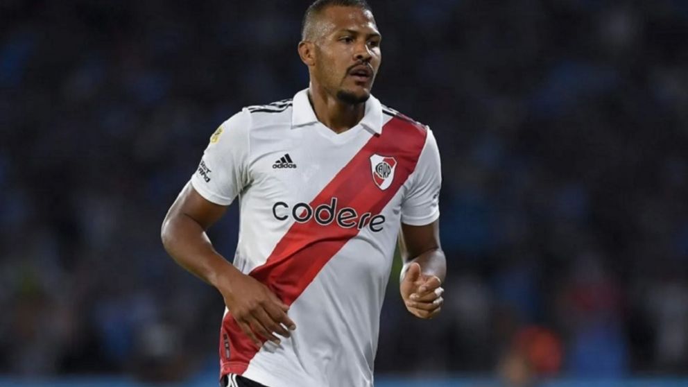Tras rescindir con River, Salomón Rondón tiene nuevo equipo