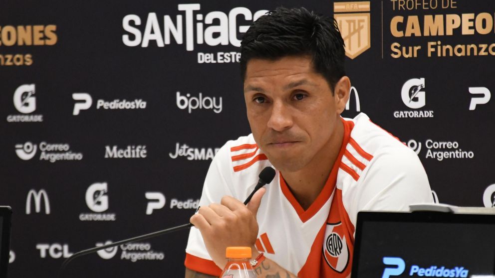 Arde River: los detalles de la conferencia de Enzo P�rez y el olvido de Demichelis en los agradecimientos