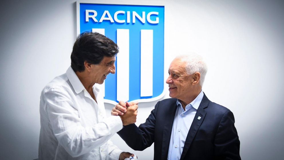 Gustavo Costas fue presentado en Racing y habl� como un hincha: palos para Gago y presi�n para V�ctor Blanco
