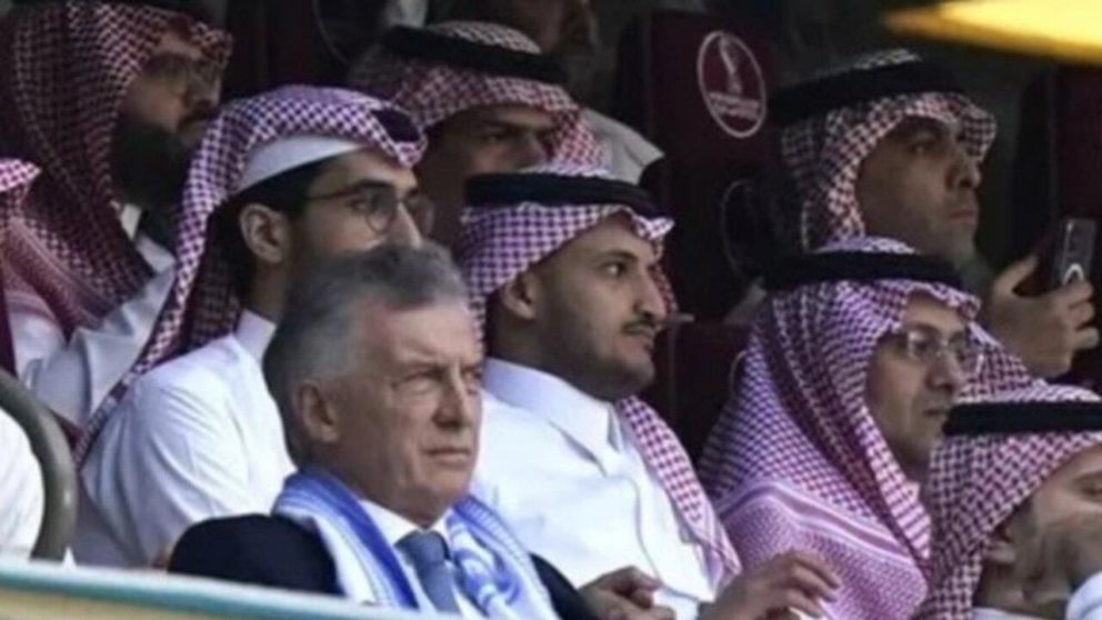 Flavio Azzaro destruyó a Macri por su ausencia en las Elecciones en Boca y sus posteos se hicieron virales