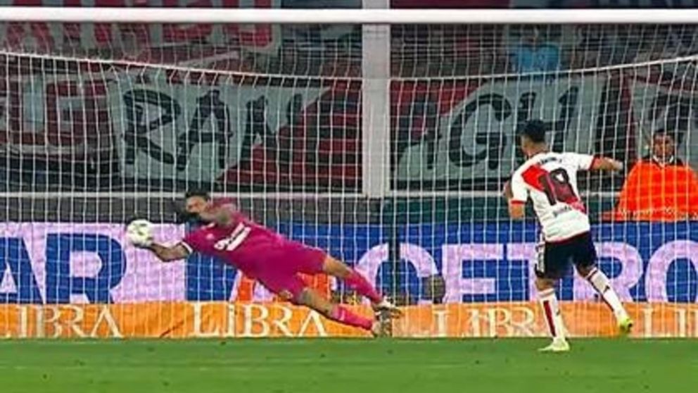 La pésima racha de River en los penales