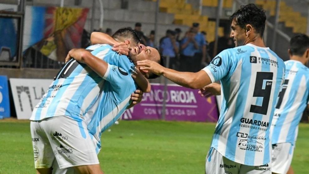 Pateó un penal y rompió el arco en la final del Federal A entre Gimnasia y Tiro y Douglas Haig