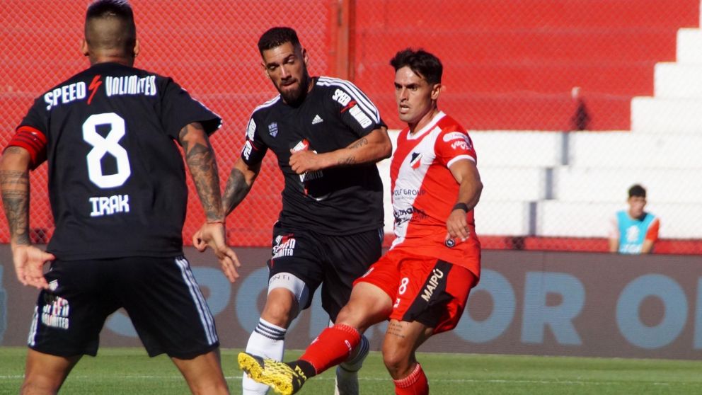 Riestra le gan� a Deportivo Maip� y ascendi� a Primera Divisi�n