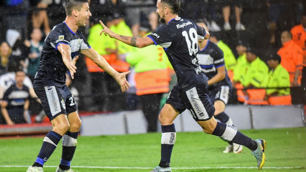 Se definió la permanencia: Gimnasia ganó 1 a 0 y Colón desciende a la Primera Nacional