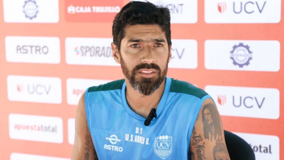 Selección de Uruguay: el Loco Abreu le pegó duro a Marcelo Bielsa