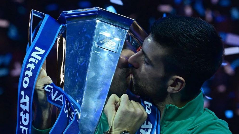 Djokovic se queda con las ATP Finals y suma su semana 400 como el mejor