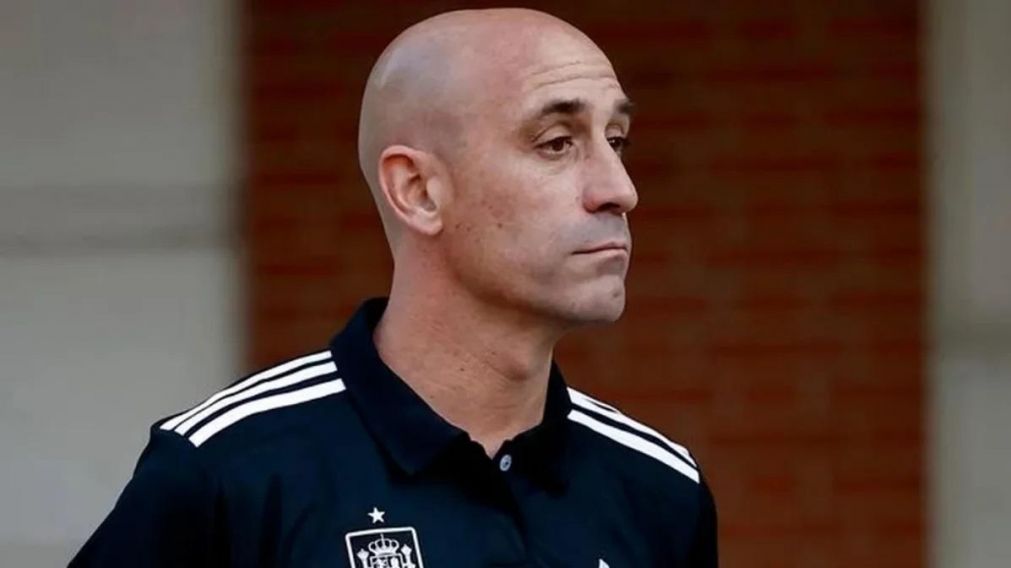 Caso Rubiales: Un Tribunal deportivo español le dio una mano al dirigente tras el escándaloso beso a Jenni Hermoso