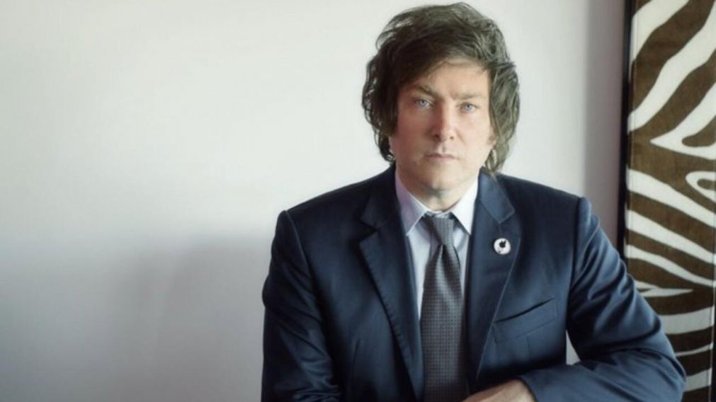 Javier Milei buscará privatizar el fútbol: "Preferís perder 4 a 0 con el Milán, pero..."