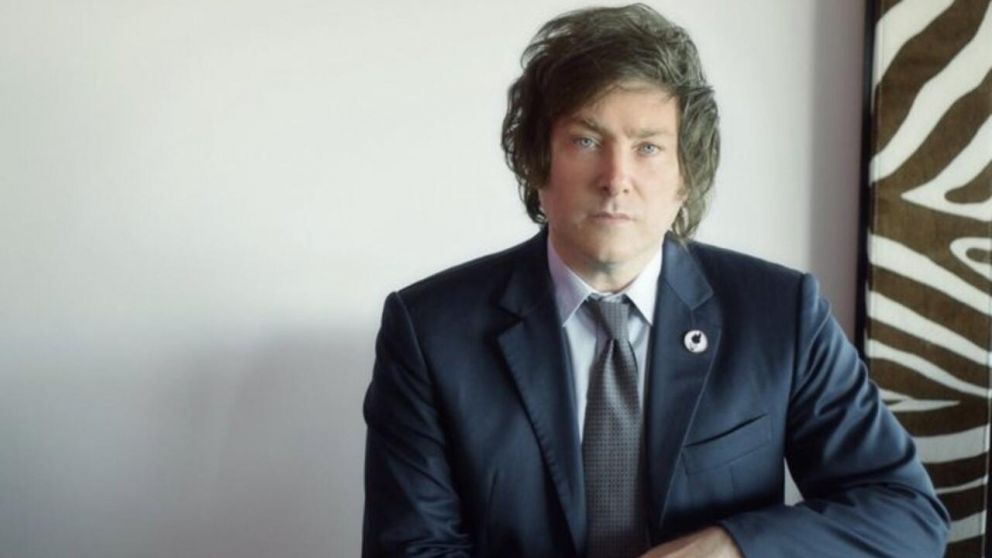 Javier Milei buscará privatizar el fútbol: "Preferís perder 4 a 0 con el Milán, pero..."