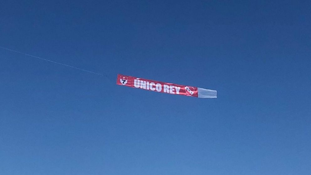 Independiente se burla de Boca tras perder la final de la Libertadores: el picante mensaje desde un avión