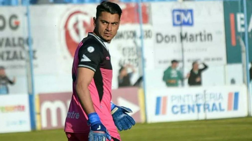 Brian Olivera, el agredido arquero de Gimnasia de Mendoza, habló a horas del partido con Quilmes: "el fútbol está sucio"
