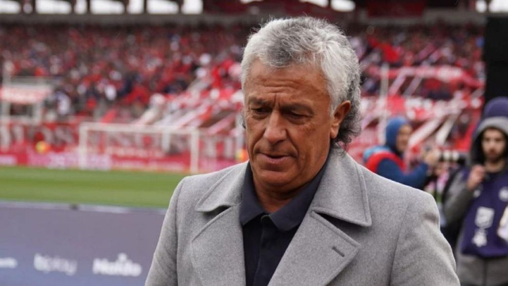 Gorosito se mostró quebrado en su despedida de Colón: "Hablé cortito y me fui porque..."