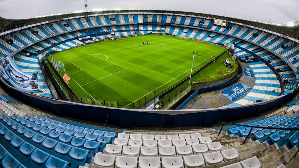 Estadios del fútbol argentino: el “Cilindro de Avellaneda”