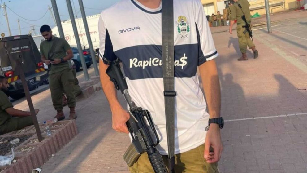 Un argentino se sum� al ej�rcito de Israel y combate con las camisetas de Gimnasia y Messi