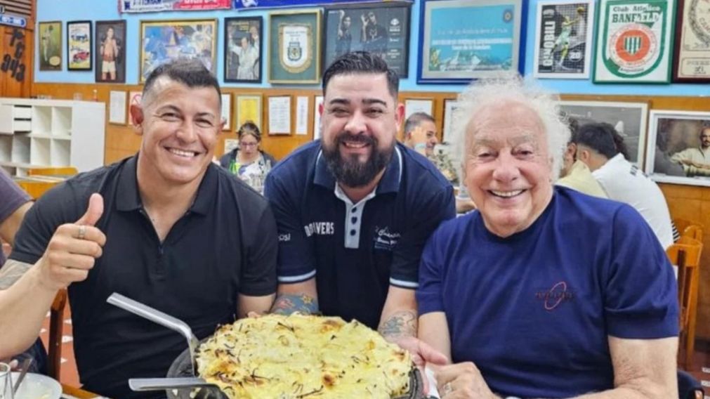 Guillermo Cóppola cenó con Almirón, fue claro sobre el presente de Boca y hasta la ligó Demichelis