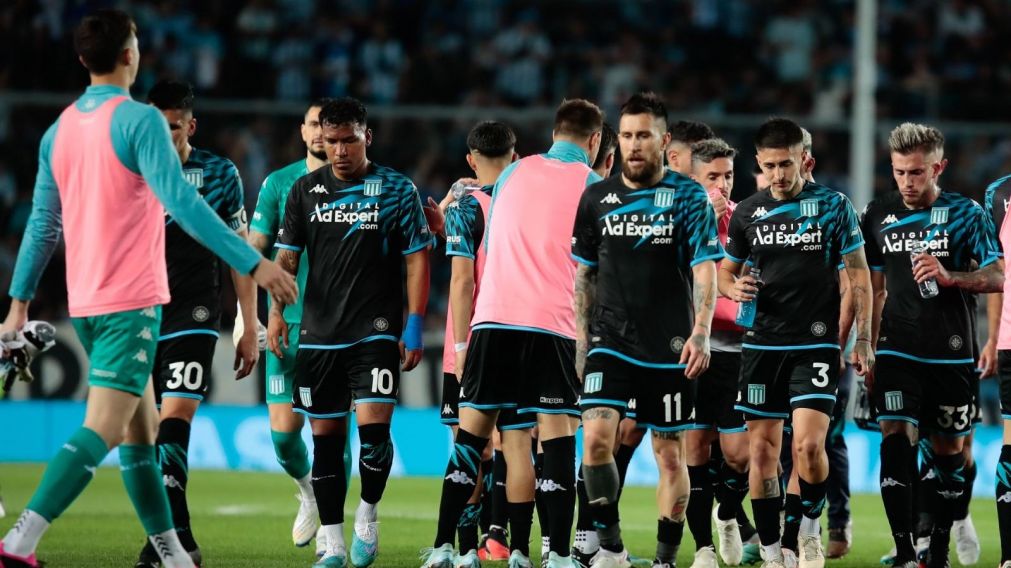 Racing, impotente y perjudicado por Darío Herrera, sumó otra nueva frustración: perdió con Platense