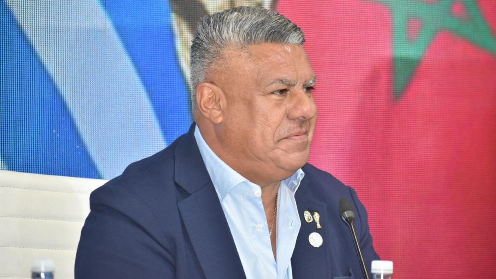 Chiqui Tapia anunció formalmente que Argentina será sede del Mundial 2030