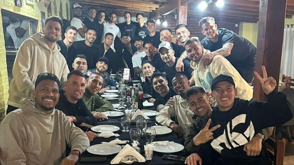 ¡River sigue de fiesta!: asado con todo el plantel y cargadas a Boca tras la victoria en el Superclásico