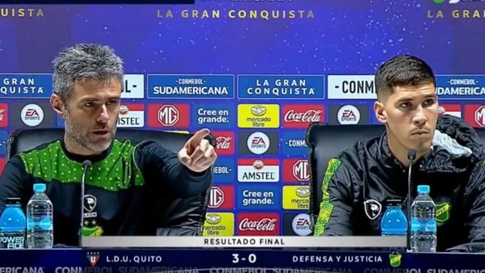 Vaccari estalló de furia con un periodista tras la derrota de Defensa y Justicia: el motivo