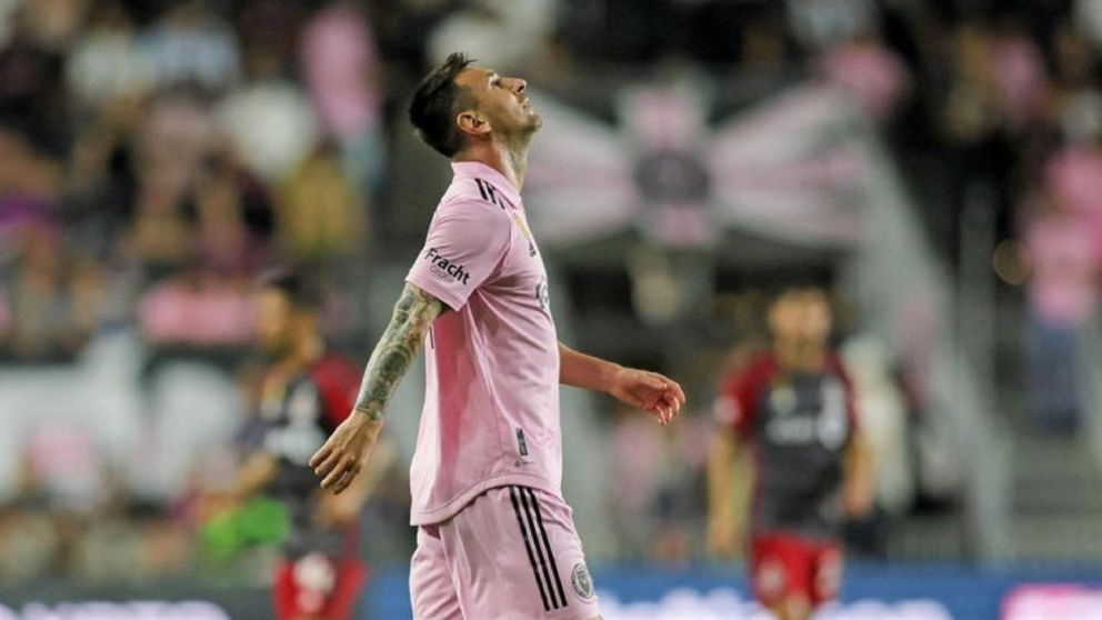 Inter Miami goleó a Toronto FC, pero una multitud se fue del estadio tras la salida de Messi