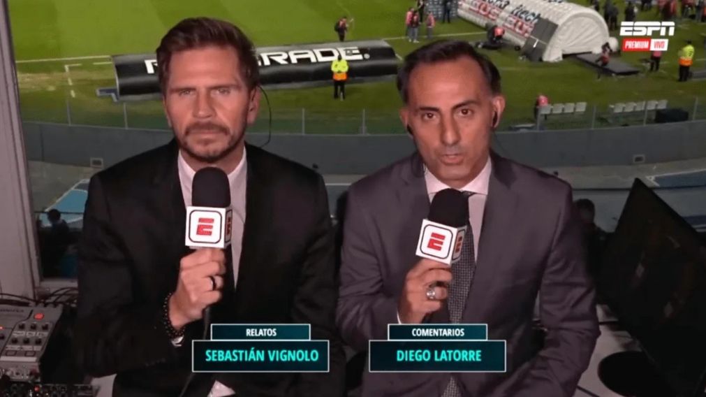 El Pollo Vignolo y Latorre sufrieron un bochornoso momento durante el partido de Boca