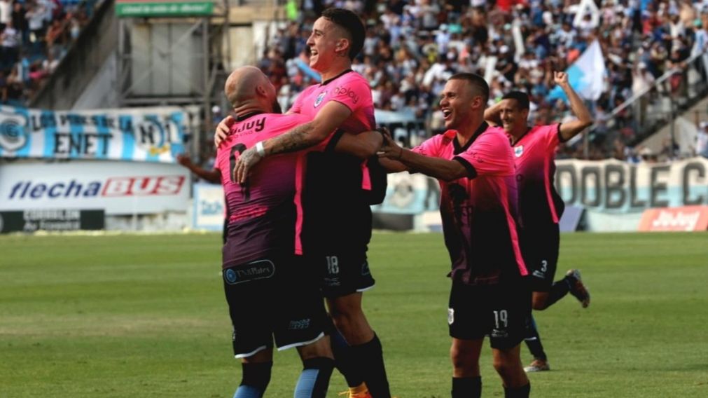 ¡Cosa de brujos!: el hechizo que volvió invencible a un equipo del ascenso