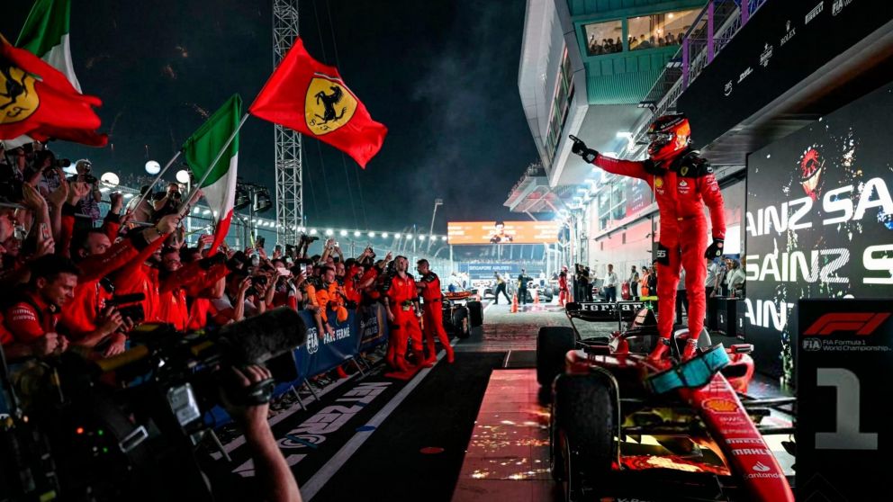 F1 del GP de Singapur 2023: Carlos Sainz ganó y terminó con la racha de Max Verstappen
