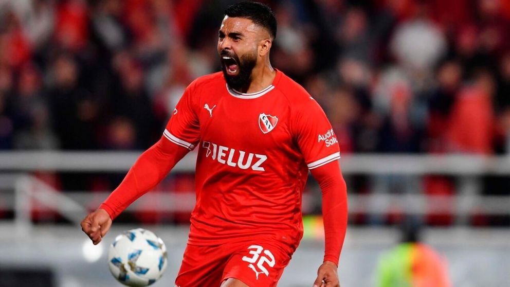 Independiente le gan� a Hurac�n un partido clave por la permanencia y, de yapa, est� primero en su zona