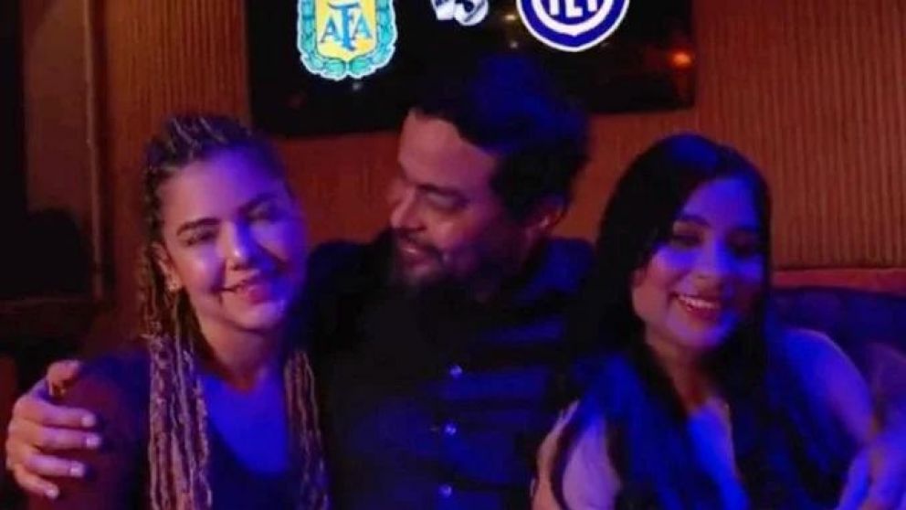 Pólemica: Un ex futbolista de Ecuador promocionó el partido ante Argentina con un video en un club nocturno