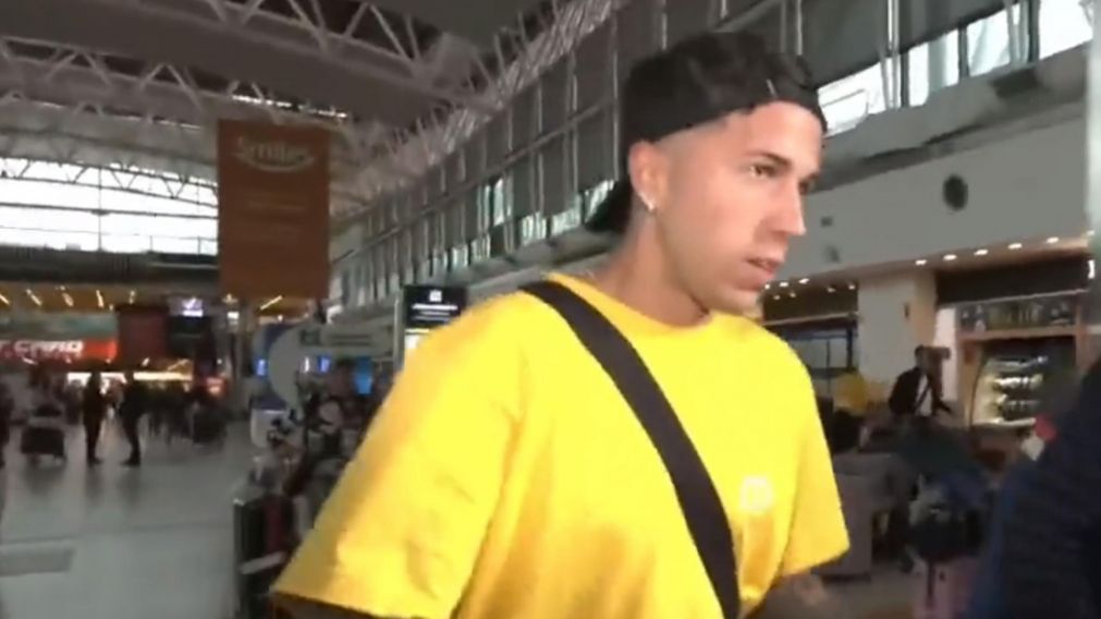 Enzo Fernández ya está en Buenos Aires para sumarse a la Selección Argentina