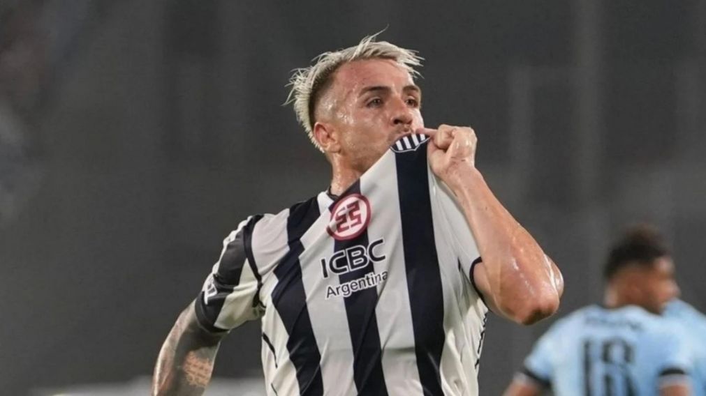 Julio Buffarini fue ofrecido en Independiente: los detalles del acercamiento del amigo de Tevez