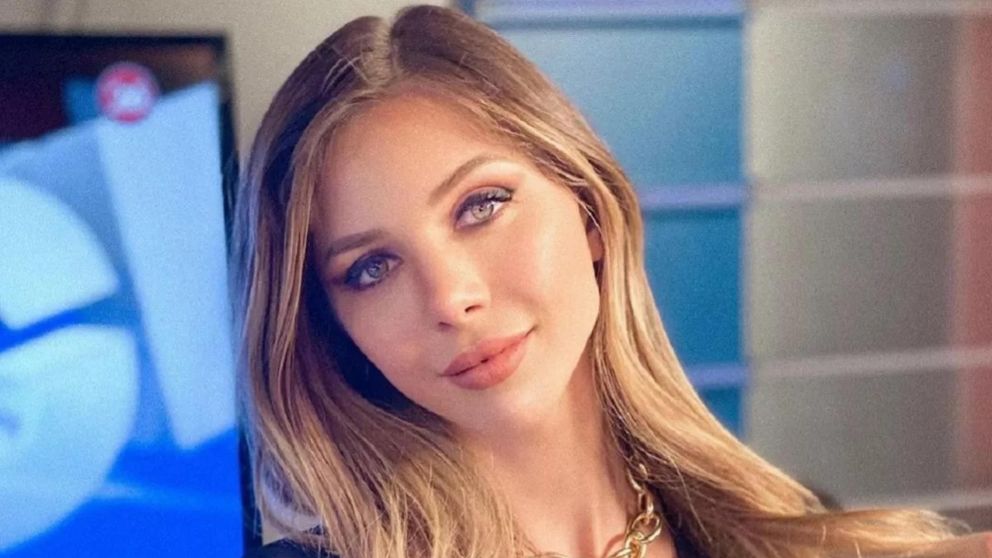 Romina Malaspina hizo arder Instagram con fotos al borde de la censura