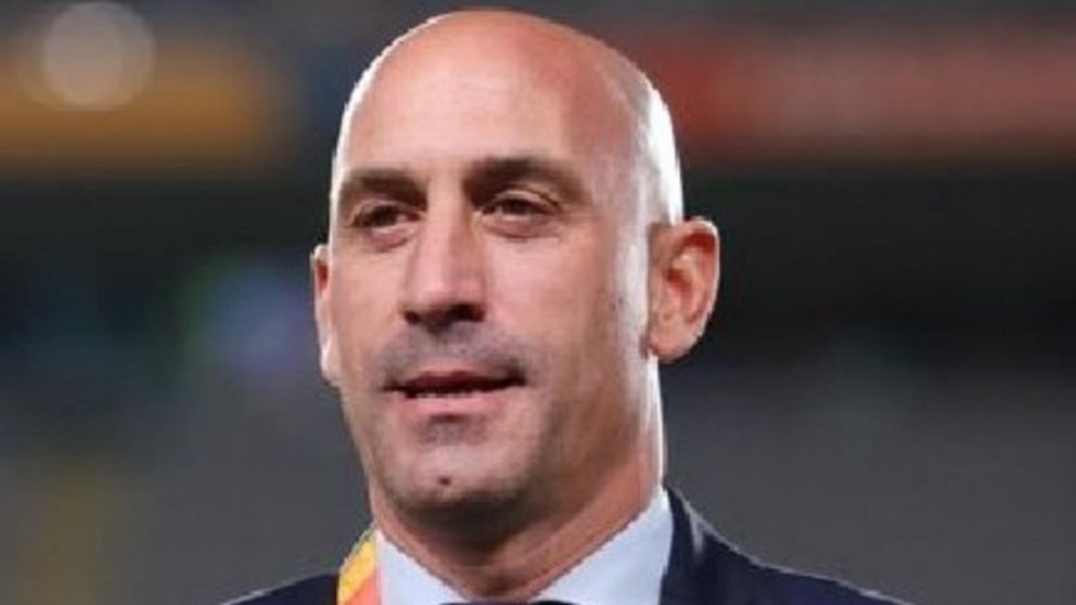 Se enciende la polémica tras conocerse un nuevo video del escandaloso beso de Rubiales a Jenni Hermoso