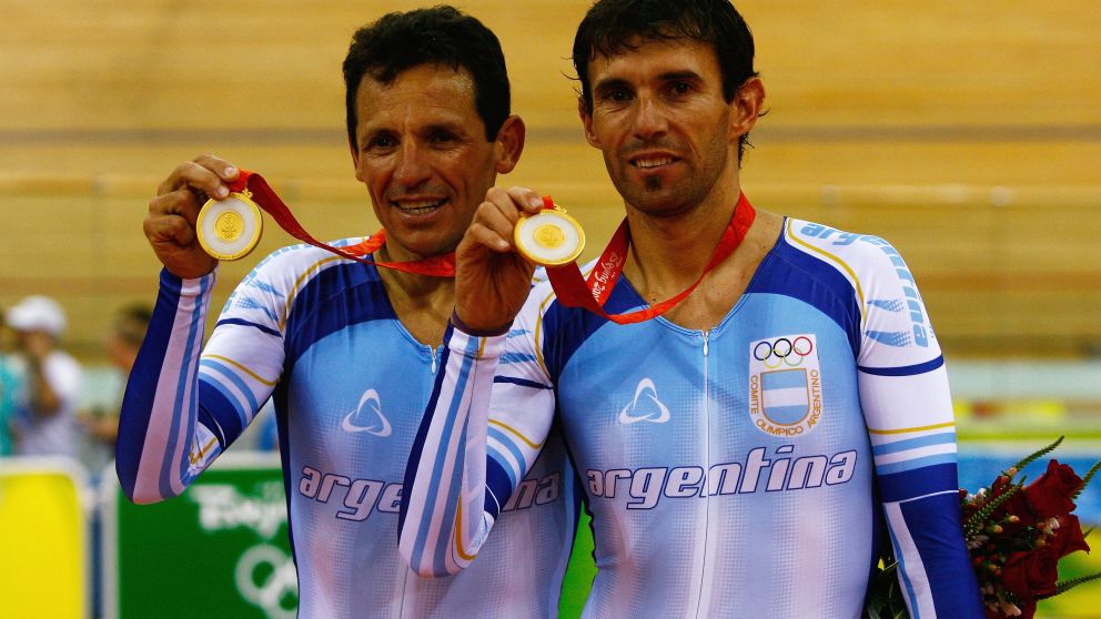 A 15 a�os de su hist�rico oro en los Juegos Ol�mpicos de Beijing, Juan Curuchet fue homenajeado por el Comit� Ol�mpico Internacional: mira el emotivo video