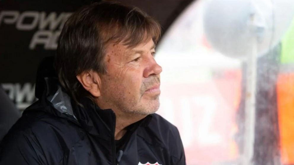 Independiente hoy: Ricardo Zielinski se reúne con dirigentes y analiza renunciar