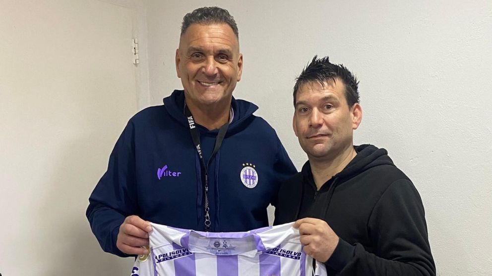 Luis Islas tomó el mando de Sacahispas con el fin de levantarlo para intentar ascender de categoría.