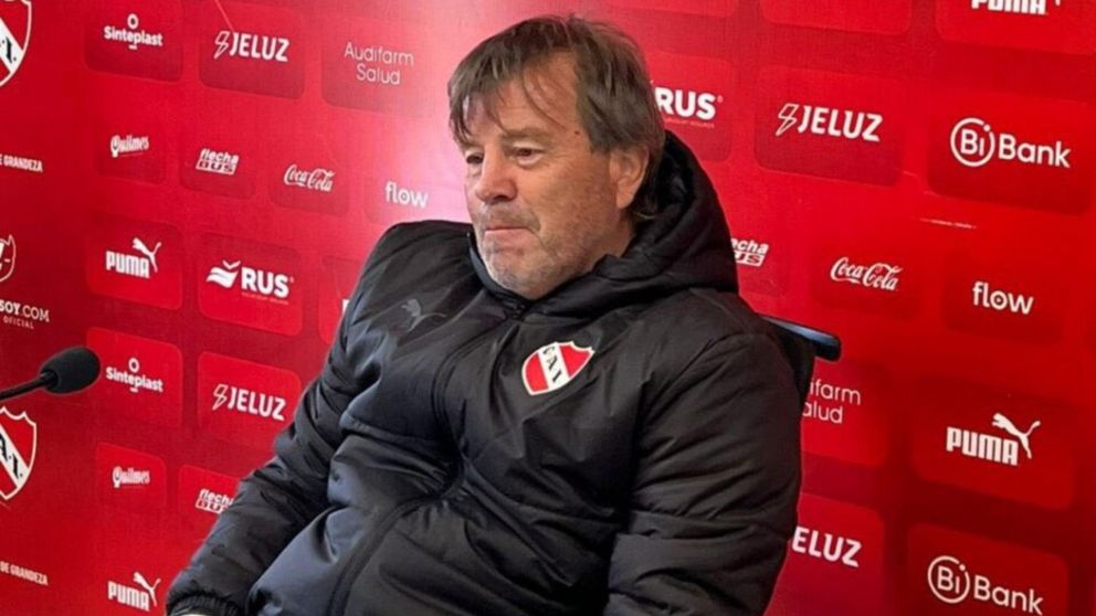 Zielinski hizo una contundente revelación sobre los refuerzos que llegaron a Independiente