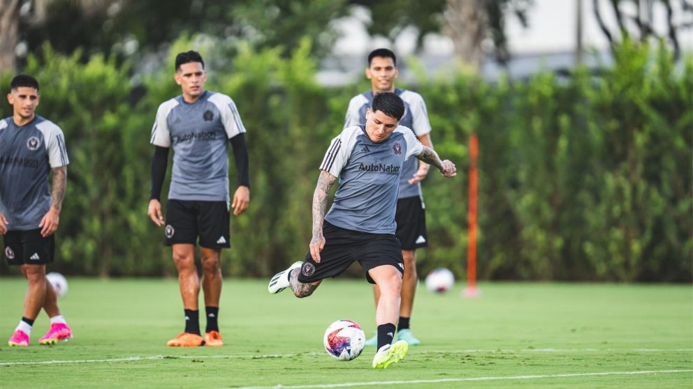 La alegría de Facundo Farías y Avilés por jugar con Messi: así fue la nueva presentación de los refuerzos de Inter Miami