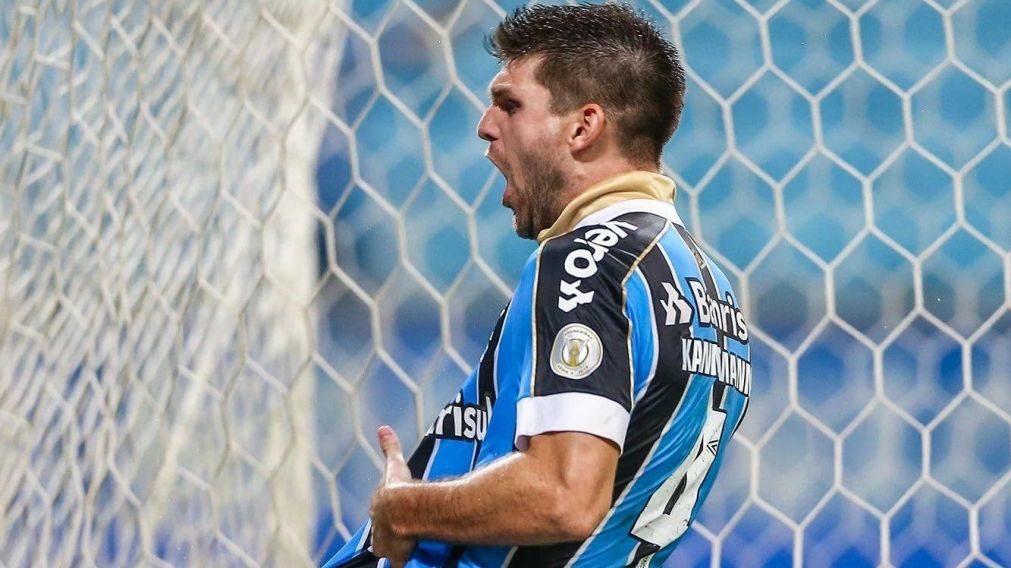 Independiente en llamas: Kannemann desech� la propuesta y se quedar� en Gremio