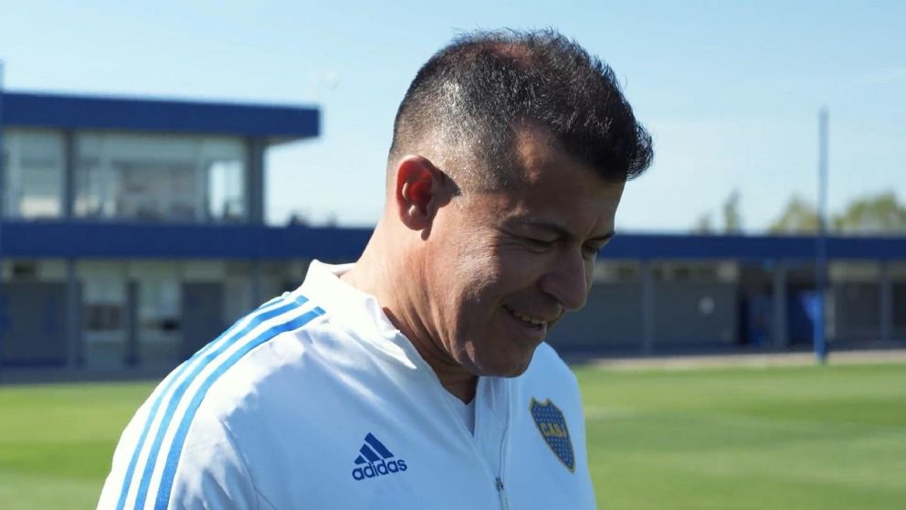 Almirón comenzó a palpitar el Superclásico entre Boca y River con un picante posteo