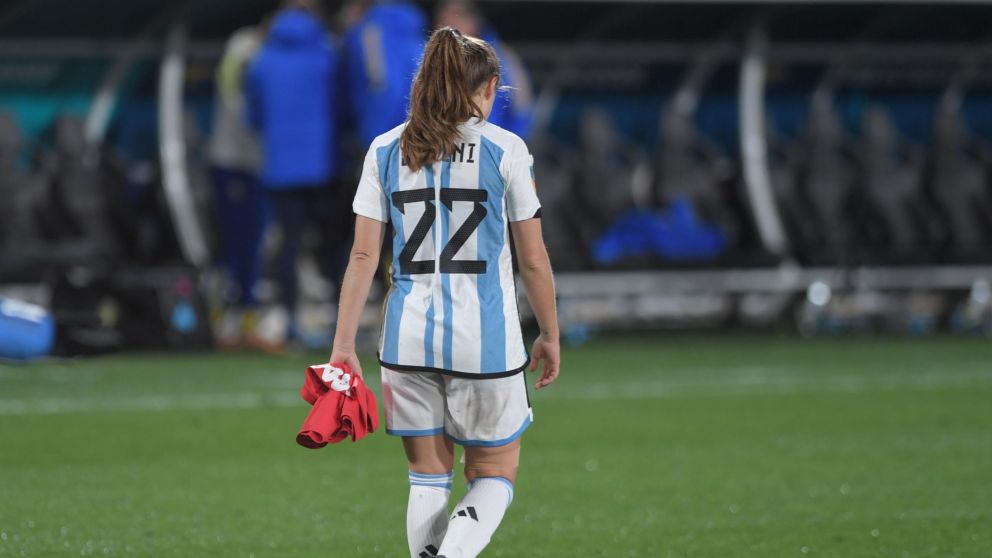 Mundial Femenino 2023: las sentidas palabras de Estefanía Banini tras jugar su último partido con la Selección Argentina