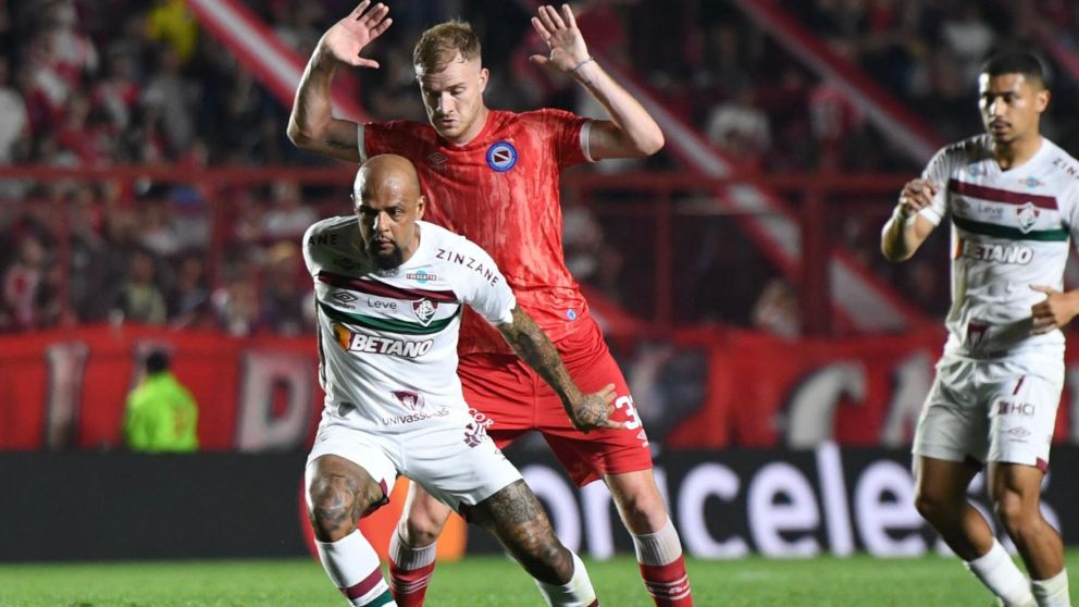 Argentinos es puro lamento: Fluminense le empató sobre el final y todo se define en Río de Janeiro