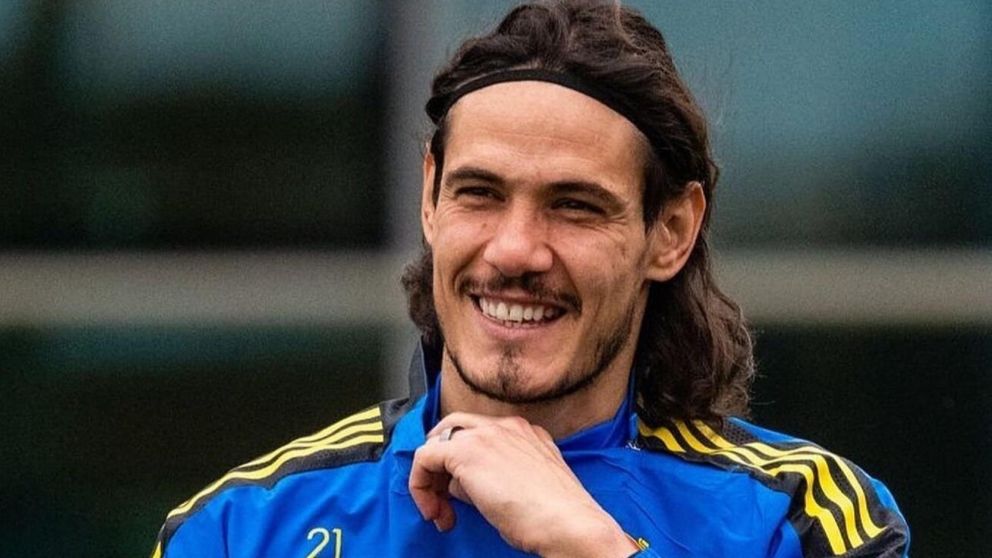 Cavani se expresó en las redes sociales y Boca confirmó cuándo será su presentación