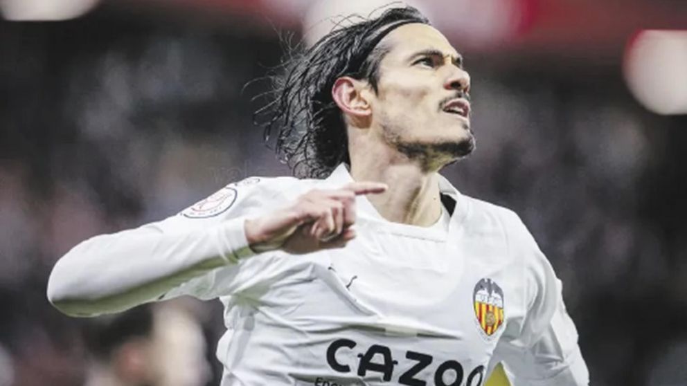 Boca hoy: Cavani rescindió contrato con Valencia y su llegada es inminente