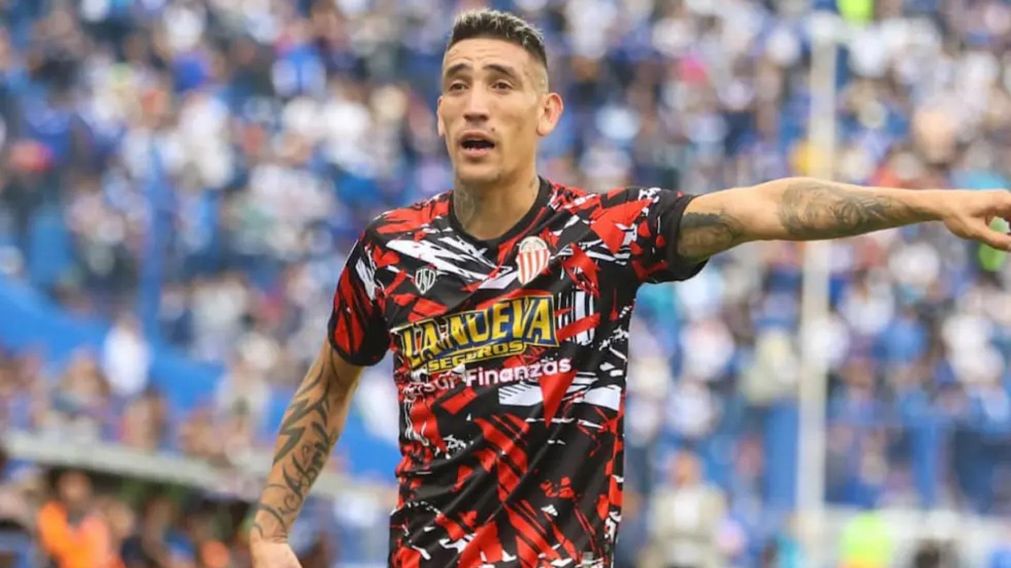 Luego de ser desplazado en Barracas Central, Ricardo Centurión podría arribar a otro club de la Liga Profesional