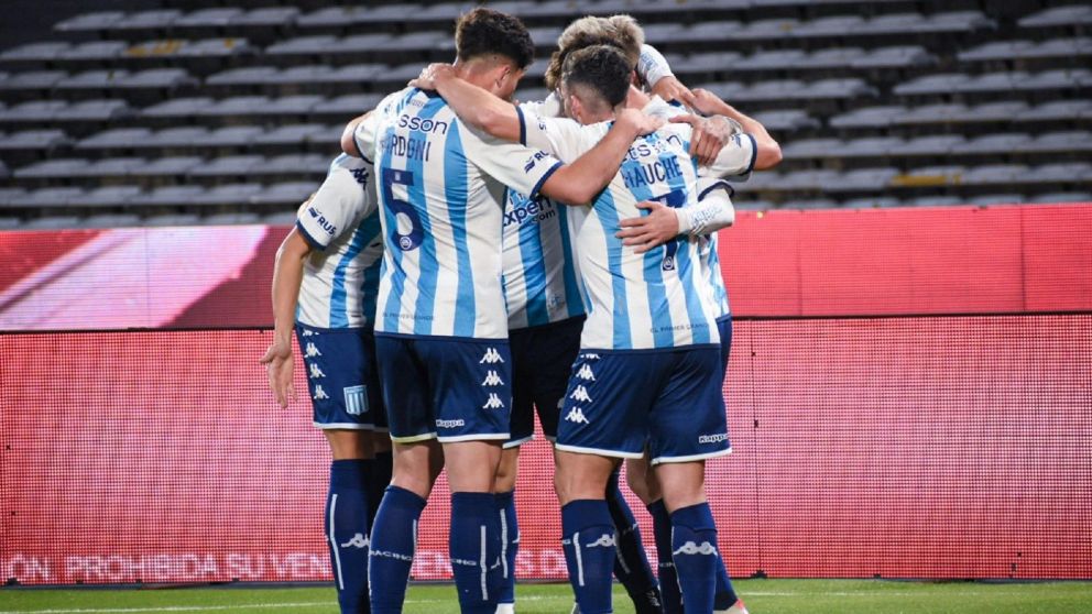 Racing venció a San Martín de Tucumán con lo justo y se metió en los octavos de final de la Copa Argentina