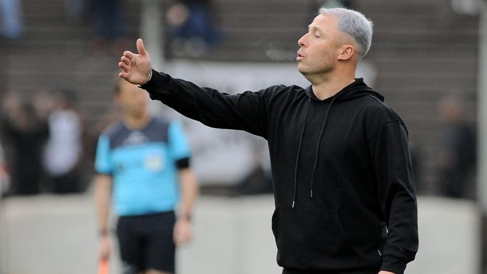 Liga Profesional polémica: Rey Hilfer le anuló un gol a Sarmiento y Damonte estalló de furia