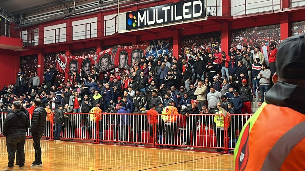 Independiente eligió a su presidente en una asamblea caliente: Néstor Grindetti fue confirmado hasta 2026