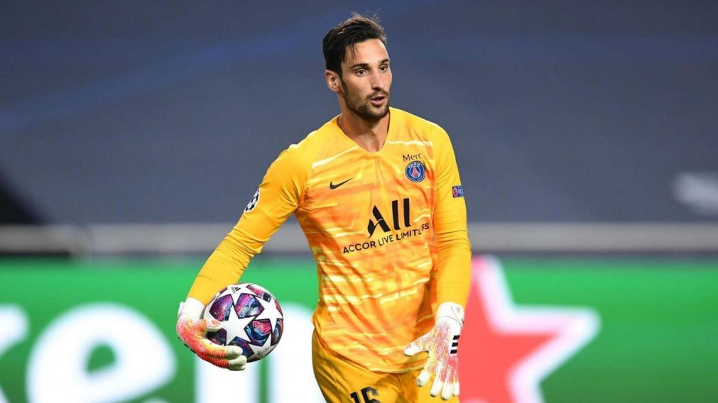 Sergio Rico dejó la unidad de cuidados intensivos luego de más de un mes
