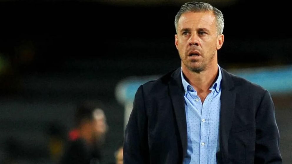 Pusineri pega el portazo y renuncia a la dirección técnica de Atlético Tucumán